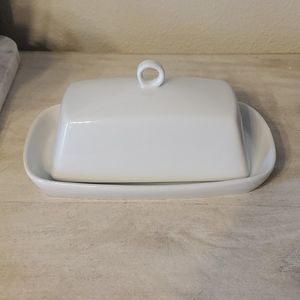 Butter dish